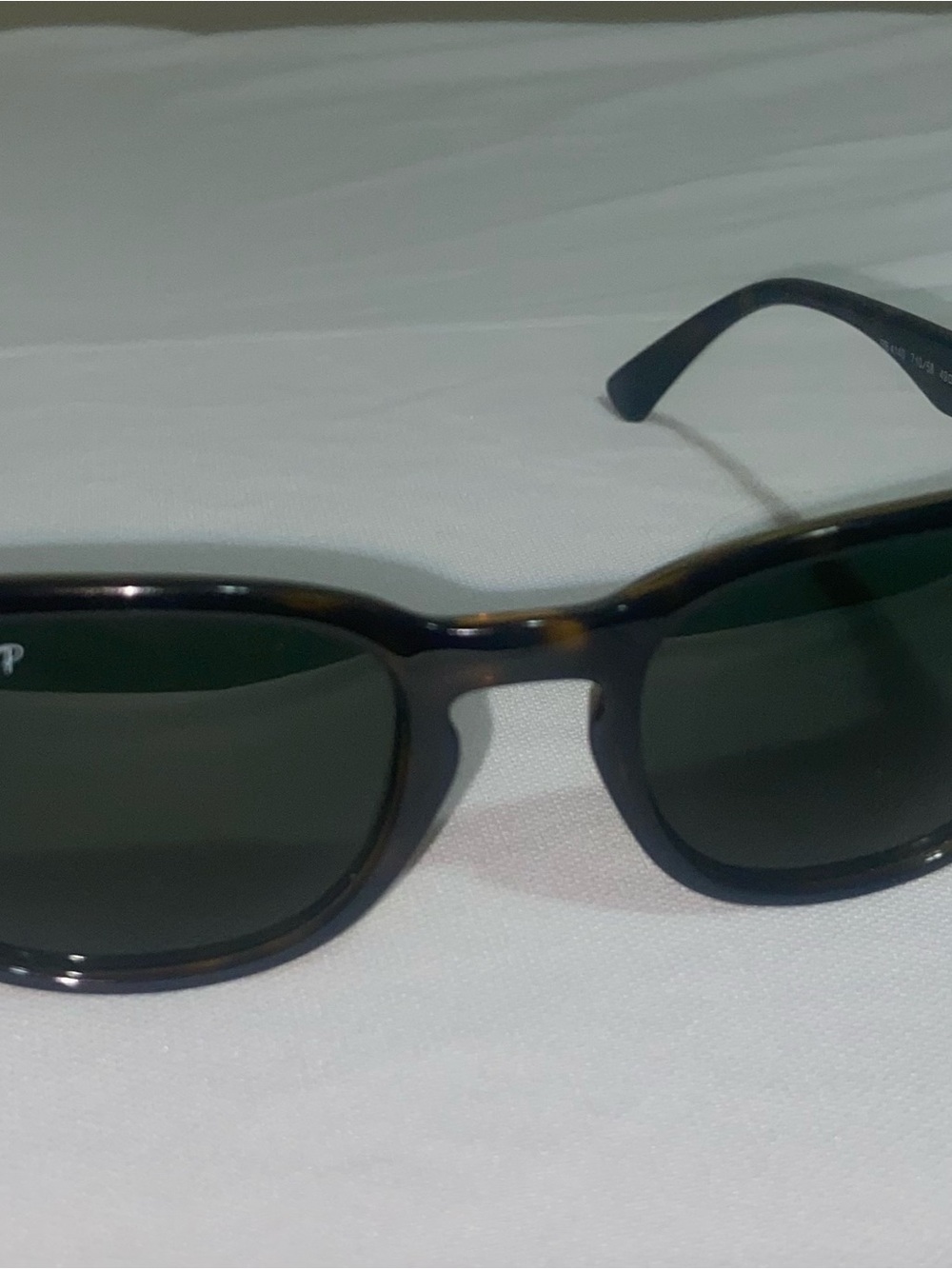 Ray-bans - Picture 2 of 8